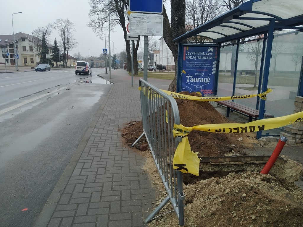 autobusų stotelė